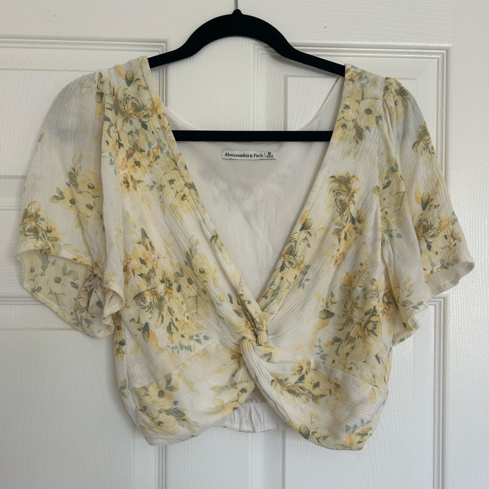 Abercrombie & Fitch Floral Crop Top